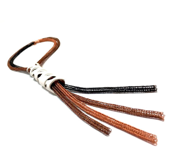 COLLAR CUATRO CUERDAS